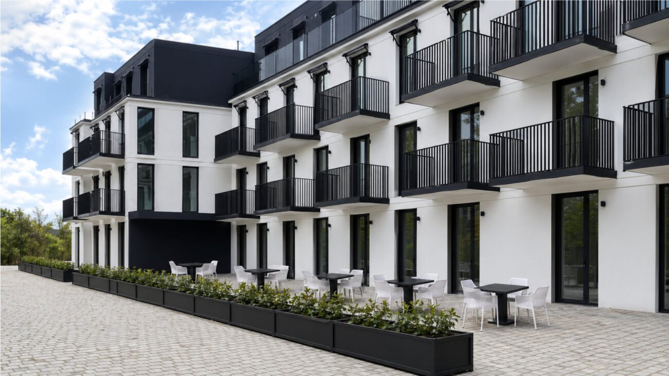 Exklusive Pflanzkübel outdoor für stilvolle Außenbereiche – elegante Pflanzgefäße für Terrassen, Innenhöfe und Hotelanlagen. Hochwertiges, minimalistisches Design, ideal für moderne Architektur und anspruchsvolle Outdoor-Gestaltung